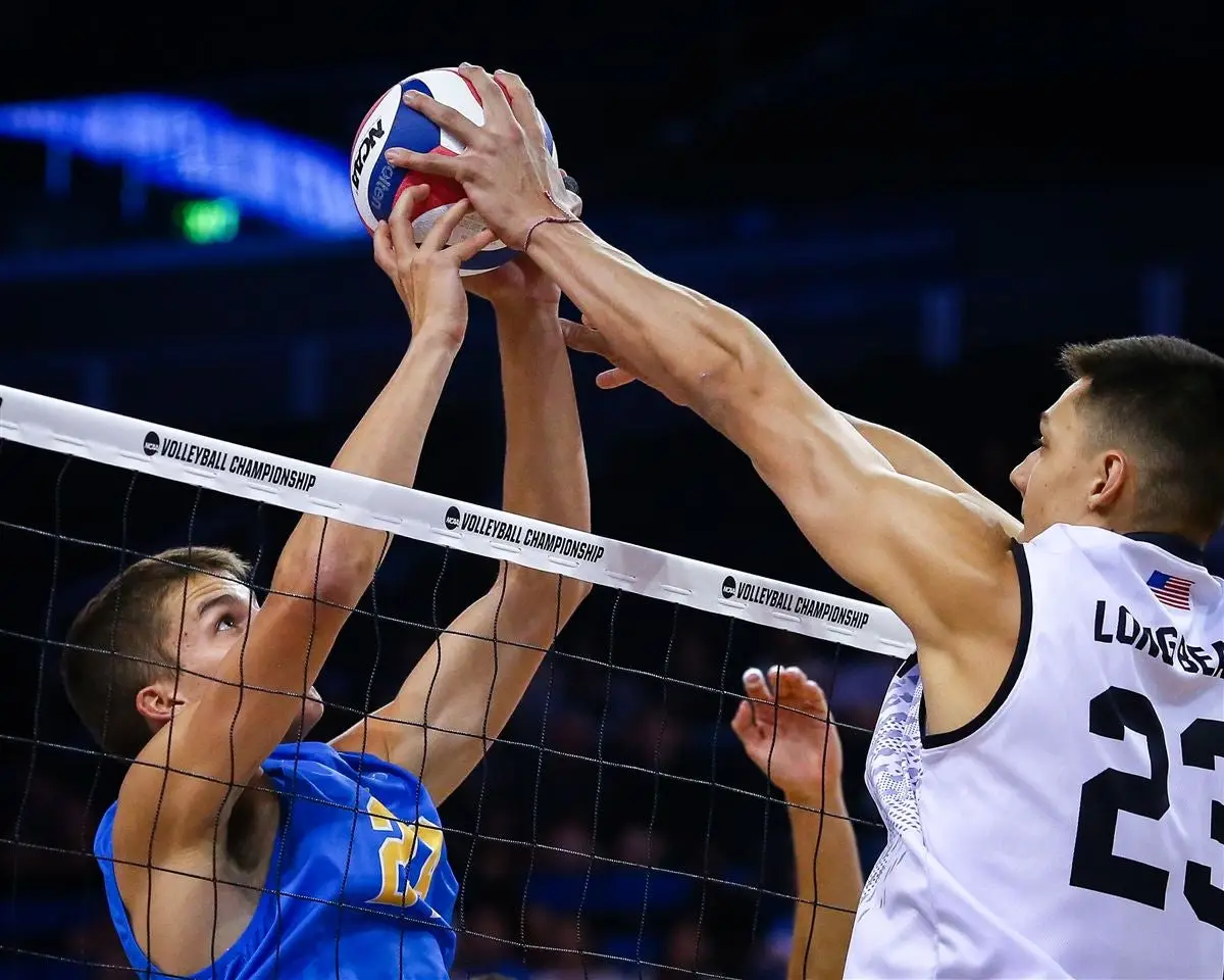 el equipo de vóley masculino enfrenta su segunda derrota consecutiva ante los bruins, mostrando desafíos en su rendimiento y buscando mejorar en los próximos partidos.